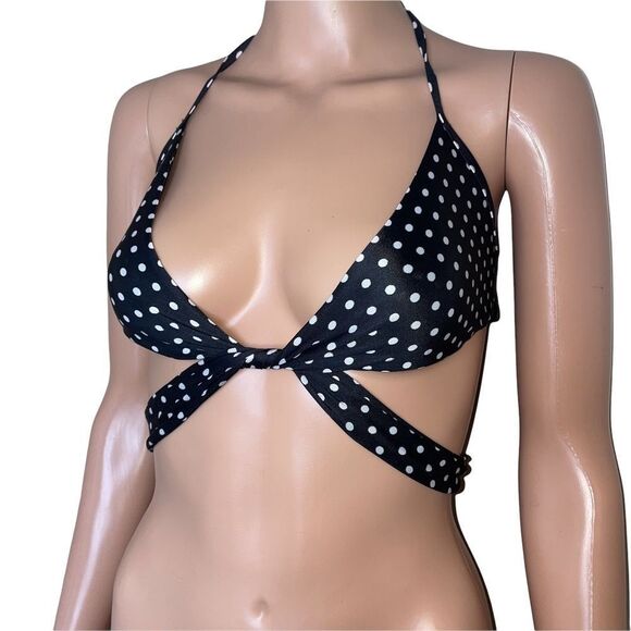 💋Bundle 4 items for $20. Add items💋 to a bundle - Picture 2 of 5